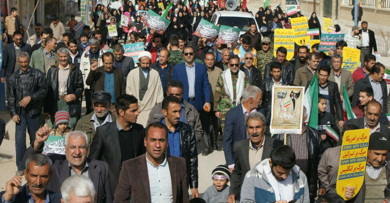 حضور با شکوه مردم شهر حسن آباد در راهپیمایی 22 بهمن