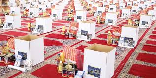 توزیع ۱۱۴ بسته معیشتی بین نیازمندان در روزهای آخر ماه صفر توسط کانون مسجد «بیت العباس (ع)» اقلید
