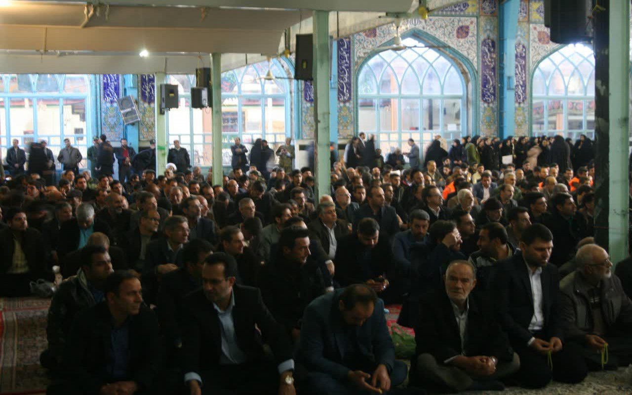 حضور پرشور دانشگاه آزاد اسلامی واحد اقلید در برنامه‌های گرامیداشت یوم الله ۹ دی