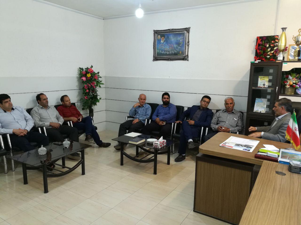جلسه هم اندیشی فوتبال با حضور رئیس اداره ورزش وجوانان