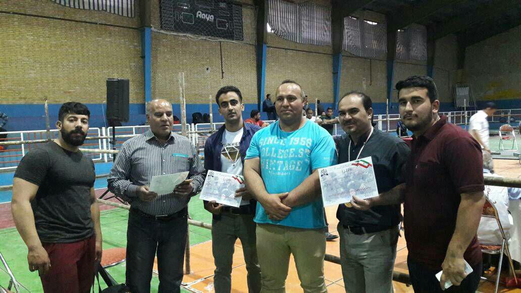 درخشش ورزشکاران اقلیدی در مسابقات پرس سینه  استان فارس